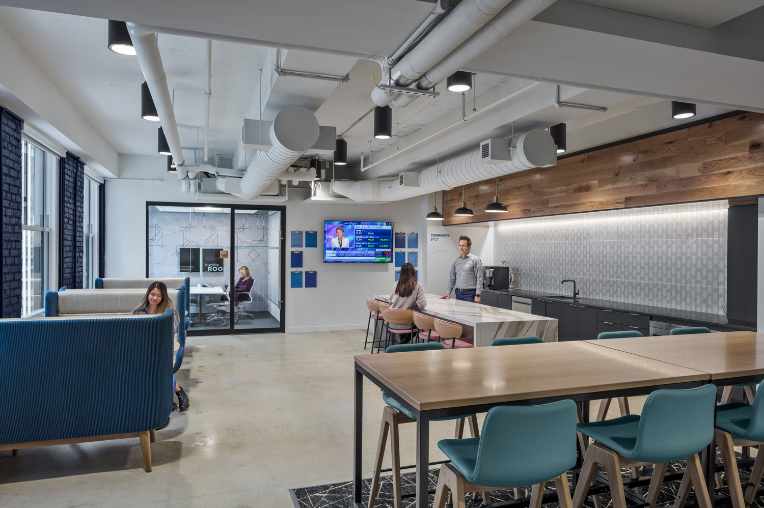 Fifth Third Bank NYC Office Renovation – Cincinnati Design Awards